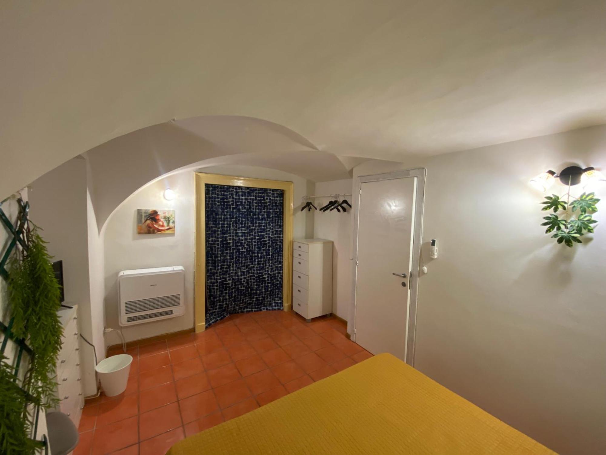 Ciuri Tuttu L'Annu Rooms คาตาเนีย ภายนอก รูปภาพ