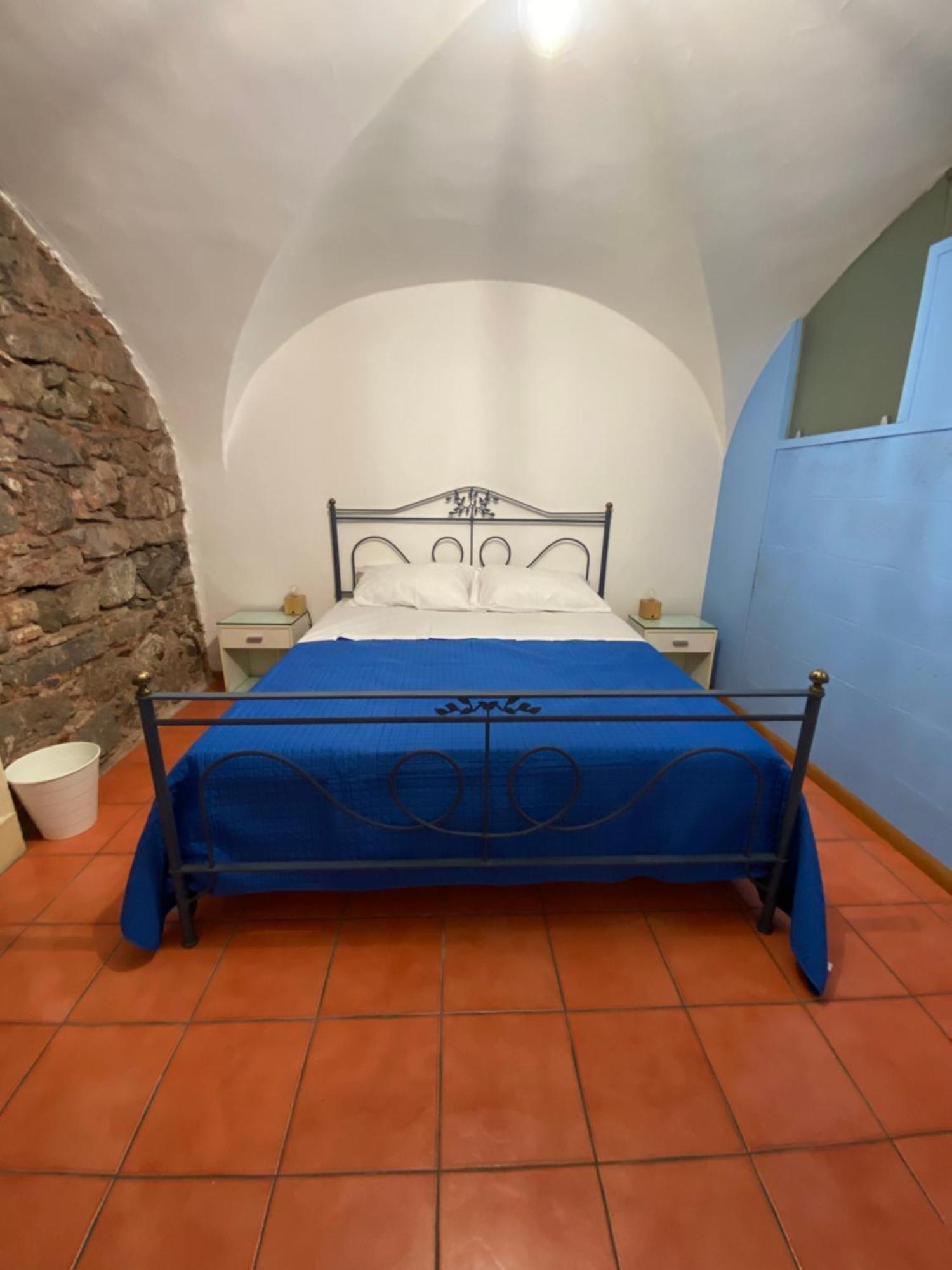 Ciuri Tuttu L'Annu Rooms คาตาเนีย ภายนอก รูปภาพ